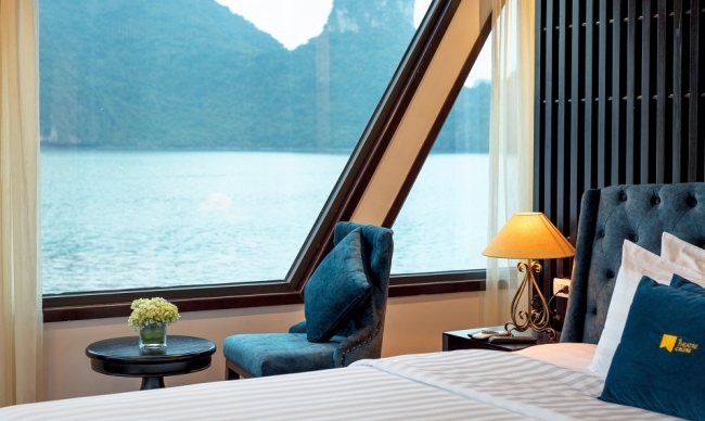 Le Theatre Cruise