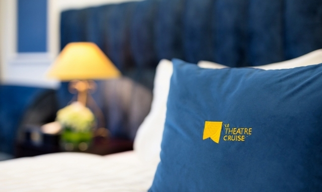Le Theatre Cruise