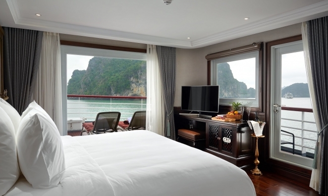 Paradise Grand Cruise