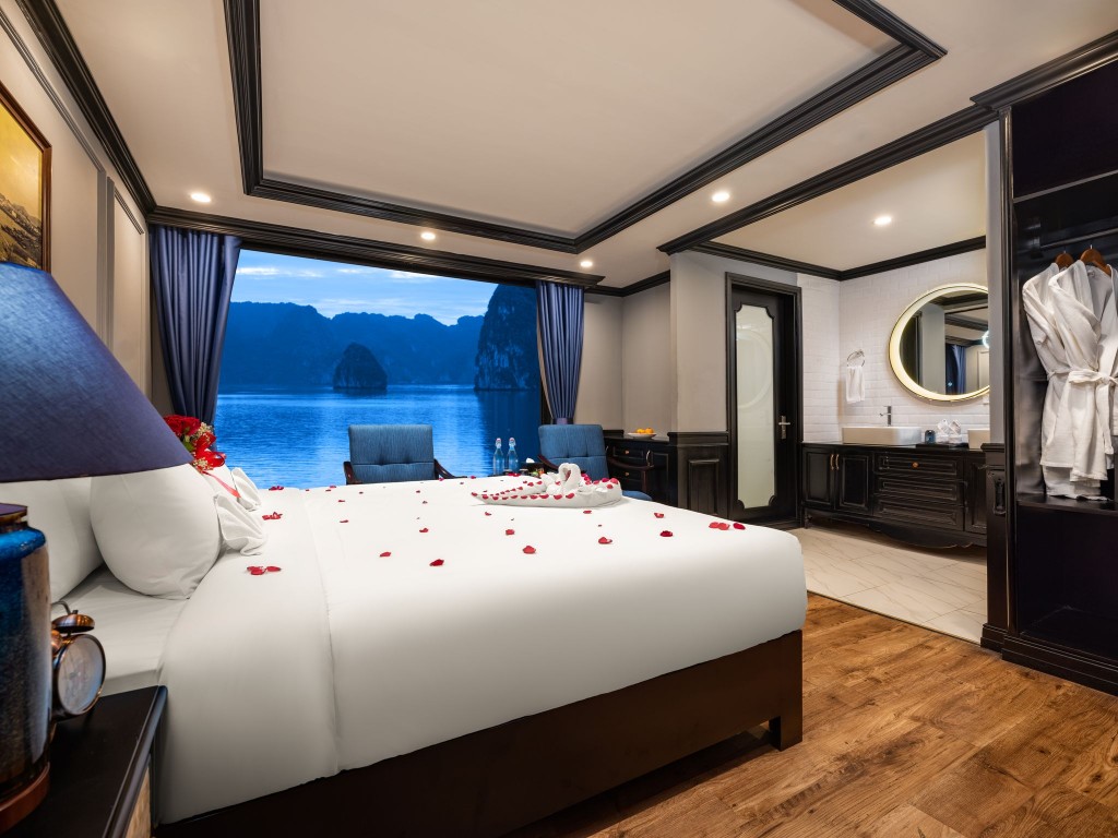 Junior Balcony Suite