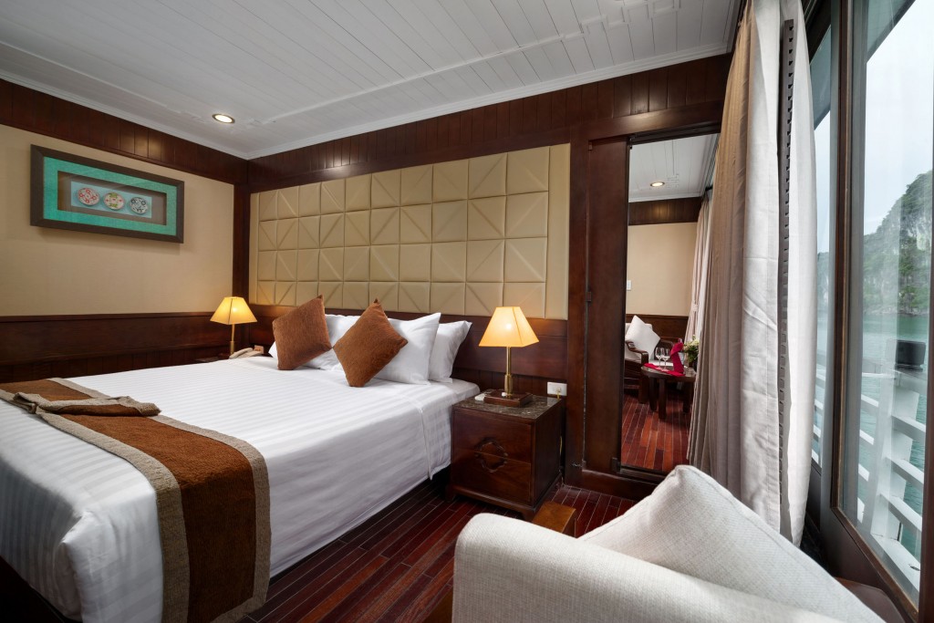 Family Deluxe Ocean Cabin