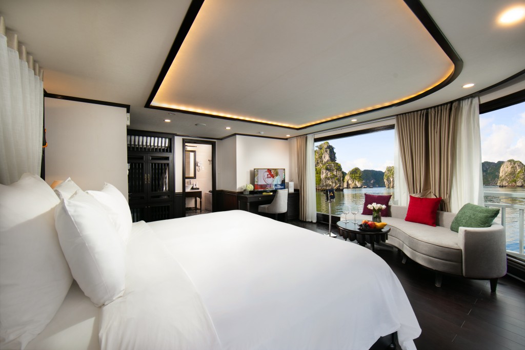 Royal Suite Terrace with Private balcony