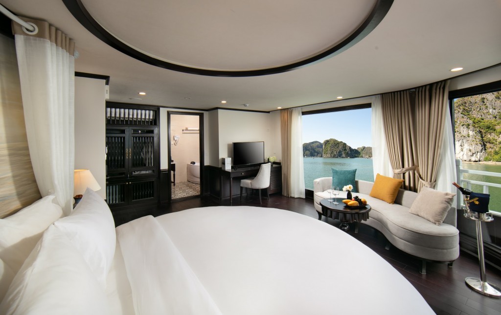 President Suite with Terrace & Jacuzzi